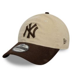 Czapka z daszkiem New Era. Brązowe czapki damskie New Era, bez wzorów. Za 159.99 zł.