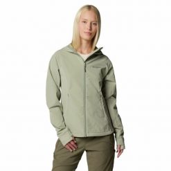 Kurtka softshellowa damska Columbia Sweet As III z kapturem. Zielone kurtki sportowe damskie Columbia, bez wzorów, z softshellu, bez ramiączek, z kapturem, trekkingowe. Za 329.99 zł.