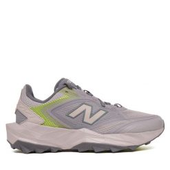 Buty do biegania New Balance. Fioletowe obuwie sportowe damskie New Balance, bez wzorów, bez zapięcia, do biegania. Za 489.99 zł.