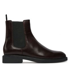 Sztyblety Vagabond Shoemakers. Brązowe botki męskie Vagabond Shoemakers, bez wzorów, bez obcasa, bez zapięcia. Za 619.99 zł.