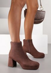Brązowe Botki do Kostki Vices na Słupku z Imitacji Zamszu Dodvire. Brązowe botki damskie Born2be, bez wzorów, eleganckie, bez obcasa, na obcasie, bez zapięcia. Za 129.99 zł.