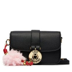 Torebka LOVE MOSCHINO. Czarne listonoszki damskie Love Moschino, bez wzorów, bez dodatków. Za 949.99 zł.