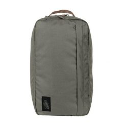 Plecak na jedno ramię CabinZero Cross Body 11L CZ22. Zielone plecaki męskie CABINZERO, bez wzorów, sportowe. Za 197.00 zł.