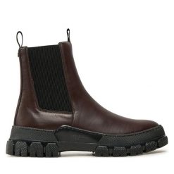 Sztyblety Weekend Max Mara. Brązowe botki damskie Weekend Max Mara, bez wzorów, bez obcasa, na płaskiej podeszwie, bez zapięcia. Za 1,239.00 zł.