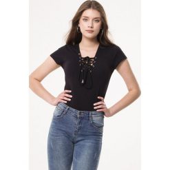 Czarne Body Direst. Czarne body Born2be, bez wzorów. Za 39.99 zł.