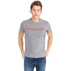 Calvin Klein Koszulka Szary. Szare t-shirty męskie Calvin Klein, l, bez wzorów, z bawełny, bez kołnierzyka, bez ramiączek. Za 154.95 zł.