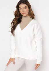 Biała Bawełniana Bluza z Dekoltem w Serek Gitra. Białe bluzy damskie Born2be, bez wzorów, z bawełny, casualowe, bez ramiączek, bez kaptura. Za 89.99 zł.
