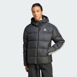 Kurtka Essentials Midweight Down Hooded. Białe kurtki męskie Adidas, xs, bez wzorów, sportowe, bez kaptura. W wyprzedaży za 503.70 zł.