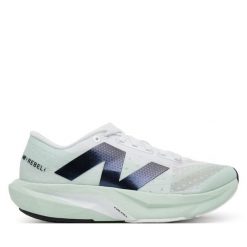 Buty do biegania New Balance. Zielone obuwie sportowe damskie New Balance, bez wzorów, bez zapięcia, do biegania. Za 449.99 zł.