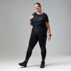 Koszulka szybkoschnąca damska Berghaus 24/7 Tech SS Crew. Szare bluzki damskie Berghaus, l, bez wzorów, sportowe, bez kołnierzyka, bez ramiączek. Za 118.99 zł.
