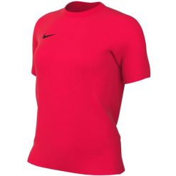 Koszulka damska Nike Dri-FIT Park VIII, 100% poliester. Czerwone bluzki damskie Nike, bez wzorów, z materiału, sportowe, bez kołnierzyka, bez ramiączek. Za 66.99 zł.