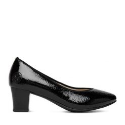 Czółenka Rieker. Czarne czółenka damskie Rieker, bez wzorów, bez obcasa, bez zapięcia. Za 299.99 zł.