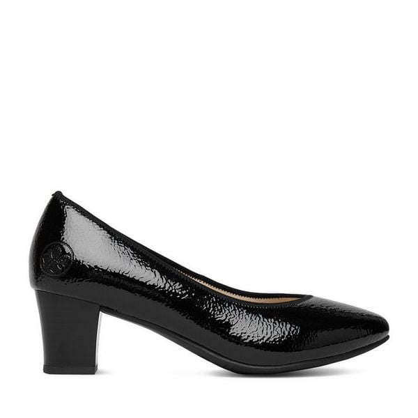 Czółenka Rieker. Czarne czółenka damskie Rieker, bez wzorów, bez obcasa, bez zapięcia. Za 299.99 zł.