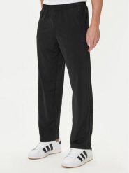 Adidas Spodnie dresowe adicolor Classics Firebird JY1350 Czarny Regular Fit. Czarne spodnie sportowe męskie Adidas, m, bez wzorów, z dresówki. Za 239.99 zł.
