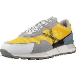 Buty MUNICH 8211019M Żółty. Żółte buty zimowe męskie munich, bez wzorów, ze skóry, bez obcasa, bez zapięcia. Za 430.99 zł.