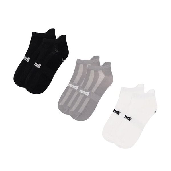 Skarpety krótkie Sprandi. Białe skarpetki damskie Sprandi, bez wzorów. Za 39.99 zł.