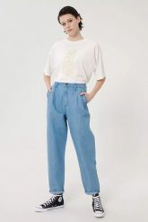 LEE PLEATED STELLA TAPER DAMSKIE SPODNIE JEANSOWE JEANSY LIGHT LINNEN L30VNBYK 112106839. Jeansy damskie Lee, bez wzorów, z jeansu. Za 199.99 zł.