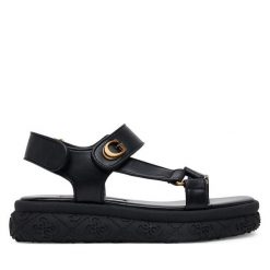 Sandały Guess. Czarne sandały damskie Guess, z aplikacjami, bez obcasa, na płaskiej podeszwie, bez zapięcia. Za 379.99 zł.