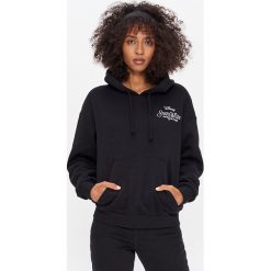 Bluza z nadrukiem Disney - Czarny. Czarne bluzy damskie House, l, bez wzorów, bez ramiączek, bez kaptura. Za 119.99 zł.