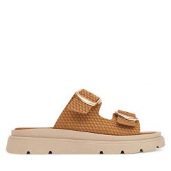 Klapki Tamaris. Brązowe klapki damskie Tamaris, bez wzorów, bez obcasa, bez zapięcia. Za 399.99 zł.