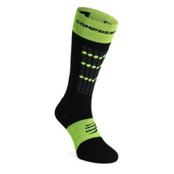 Skarpety narciarskie Compressport Alpine Ski Full Socks. Czarne skarpetki damskie Compressport, bez wzorów. Za 177.99 zł.
