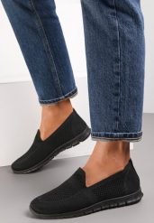 Czarne Tenisówki Pasquier. Czarne trampki i tenisówki damskie Renee, bez wzorów, z tkaniny, przed kostkę, bez zapięcia. Za 39.99 zł.