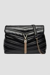 VALENTINO Duża czarna damska torebka Privilege Flap Bag. Czarne listonoszki damskie Valentino by Mario Valentino, z aplikacjami, duże, zdobione, bez dodatków. W wyprzedaży za 284.99 zł.