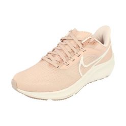 Buty Sportowe Damskie Nike Wmns Air Zoom Pegasus 39. Białe obuwie sportowe damskie Nike, bez wzorów, bez zapięcia, do biegania. Za 470.80 zł.