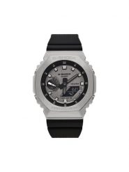 G-Shock Zegarek G-Shock x Star Wars The Mandalorian™ & Grogu™ GM-2100-1AER-MAN Czarny. Czarne zegarki męskie G-Shock, bez wzorów, z syntetyku. Za 999.99 zł.