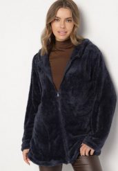 Granatowa Futerkowa Bluza z Kapturem i Suwakiem Sinatila. Niebieskie bluzy damskie Born2be, uniwersalny, bez wzorów, z zamszu, bez ramiączek, z kapturem. Za 69.99 zł.