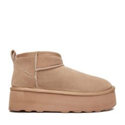 Śniegowce DeeZee. Brązowe śniegowce damskie DeeZee, bez zapięcia. Za 349.99 zł.
