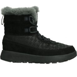 Buty turystyczne zimowe damskie Columbia Slopeside Peak Luxe. Czarne obuwie trekkingowe damskie Columbia, bez zapięcia. W wyprzedaży za 515.90 zł.