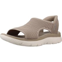 Sandały SKECHERS 119519S Beżowy. Brązowe sandały damskie Skechers, bez wzorów, z tkaniny, bez obcasa, bez zapięcia. Za 266.99 zł.