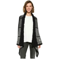 Desigual Sweter damski Jers Menta 17WWJFG7 5001 (rozmiar M). Swetry nierozpinane damskie Desigual, m, bez wzorów, bez kołnierzyka, bez ramiączek. W wyprzedaży za 248.00 zł.