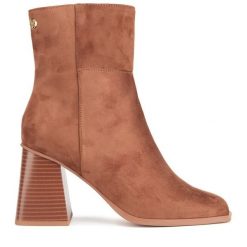 Botki Nine West. Brązowe botki damskie Nine West, bez wzorów, bez obcasa, na słupku, bez zapięcia. Za 279.99 zł.