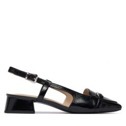 Czółenka Caprice. Czarne czółenka damskie Caprice, bez wzorów, bez obcasa, bez zapięcia. Za 399.99 zł.