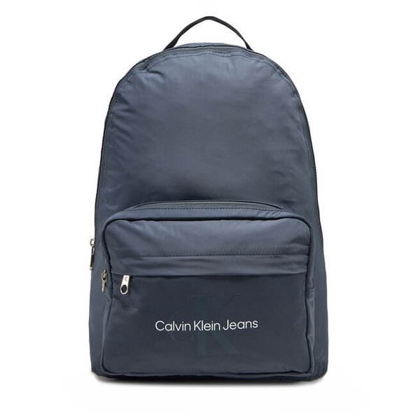 Plecak Calvin Klein Jeans. Niebieskie plecaki męskie Calvin Klein Jeans, bez wzorów, z jeansu, sportowe. Za 179.99 zł.