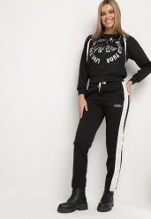 Czarny Komplet Dresowy Rozpinana Bluza z Kapturem Spodnie z Napisami Semirwen. Czarne bluzy damskie Born2be, l, bez wzorów, z dresówki, bez ramiączek, z kapturem. Za 139.99 zł.