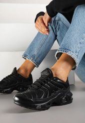 Czarne Buty Sportowe Sneakersy z Geometrycznym Tłoczeniem Vulinea. Czarne obuwie sportowe damskie Renee, z aplikacjami, z jeansu, bez zapięcia, trekkingowe. Za 129.99 zł.