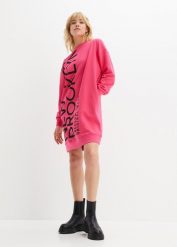Sukienka dresowa oversize z miękkiej mieszanki bawełny. Czerwone sukienki damskie bonprix, bez wzorów, z bawełny, bez kołnierzyka, bez ramiączek, oversize. Za 124.99 zł.