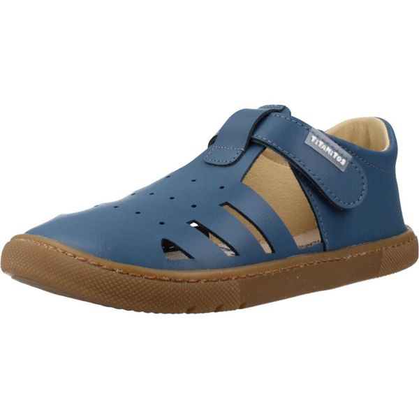 Sandały TITANITOS L540 RAIMUNDO Niebieski. Niebieskie buty zimowe męskie TITANITOS, bez wzorów, ze skóry, bez zapięcia. Za 198.99 zł.