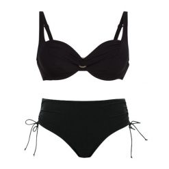 Zestaw bikini damskie Hermine. Czarne stroje kąpielowe damskie ROSA FAIA, bez wzorów, z elastanu. Za 507.00 zł.