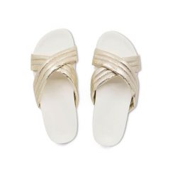 Klapki plażowe damskie Flip Flop Joy Cross. Żółte klapki damskie Flip Flop, na lato, bez wzorów, bez obcasa, bez zapięcia. Za 88.55 zł.