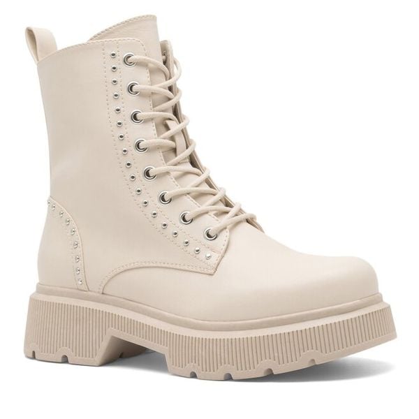 Trapery DeeZee. Brązowe trapery damskie DeeZee, bez zapięcia. Za 179.99 zł.