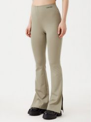 Calvin Klein Jeans Legginsy Milano J20J225089 Zielony Slim Fit. Zielone legginsy damskie Calvin Klein Jeans, bez wzorów, z jeansu. Za 229.99 zł.