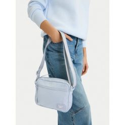 Torebka Reebok. Niebieskie listonoszki damskie Reebok, bez wzorów, bez dodatków. Za 69.99 zł.