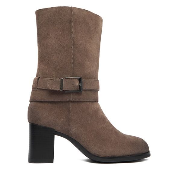 Botki Tamaris. Brązowe botki damskie Tamaris, bez wzorów, bez obcasa, na słupku, bez zapięcia. Za 319.99 zł.