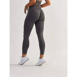 Legginsy fitness damskie Beshaped Body Boost modelujące. Brązowe legginsy damskie BESHAPED, bez wzorów, z nylonu. W wyprzedaży za 169.15 zł.