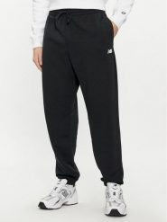 New Balance Spodnie dresowe MP41519 Czarny Relaxed Fit. Czarne spodnie sportowe męskie New Balance, m, bez wzorów, z bawełny. Za 249.99 zł.