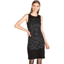 Desigual Igritte Sukienka Czarny. Czarne sukienki damskie Desigual, l, bez wzorów, z materiału, bez kołnierzyka, bez ramiączek. Za 430.95 zł.